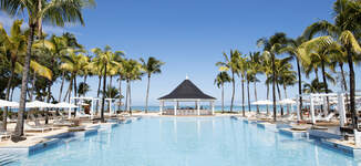 HLT-General-View-3-Pool-Grande.jpg