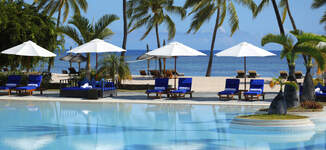 Sofitel%20Mauritius%20L'Imperial%20Resort%20%26%20Spa%20Aug21%20-%20Main%20Pool%20Day%20Shot-Grande.jpg