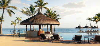 Le%20Meridien%20Ile%20Maurice%20-%20Papaya%20Bar-Petite%20vignette.jpg