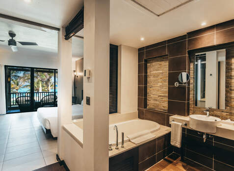 https://img.hotelissima.com/medias/44748-x1920/_.jpg