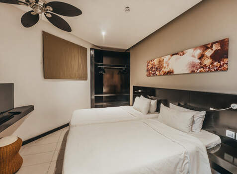 https://img.hotelissima.com/medias/44750-x1920/_.jpg