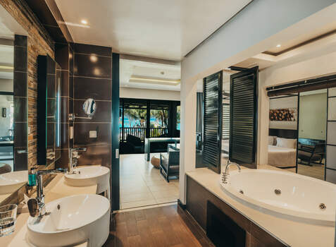 https://img.hotelissima.com/medias/44754-x1920/_.jpg