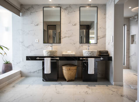 https://img.hotelissima.com/medias/44979-x1920/_.jpg