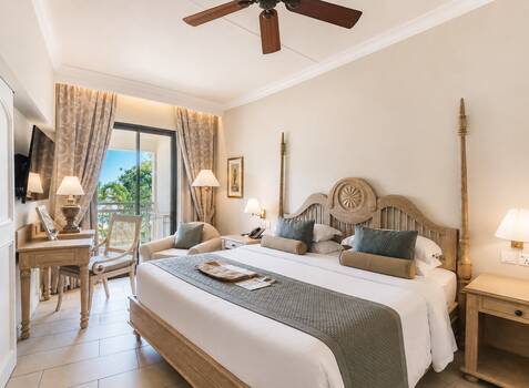 https://img.hotelissima.com/medias/50069-x1920/_.jpg