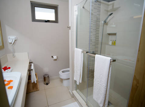 https://img.hotelissima.com/medias/50366-x1920/_.jpg